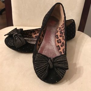 PRICE DROP ⬇️ Clearance Sale 🛍 Women’s GB Flats